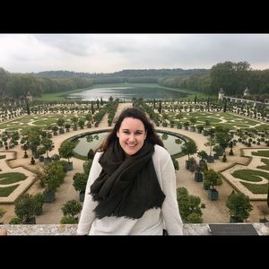 Meet your Posher, Jenna